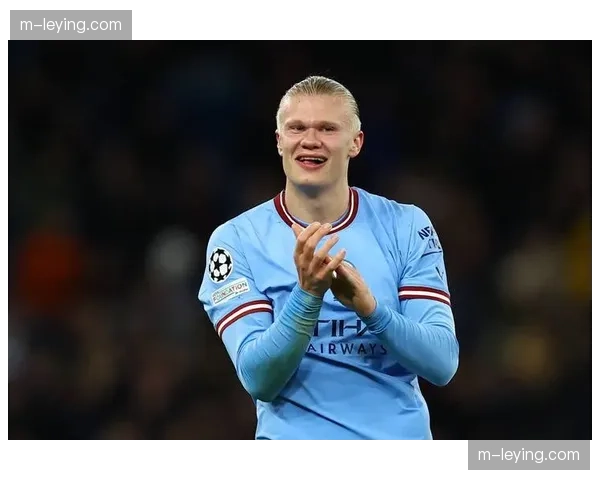 英超试用新型边线喷雾，可在潮湿天气下保持更长时间标记。